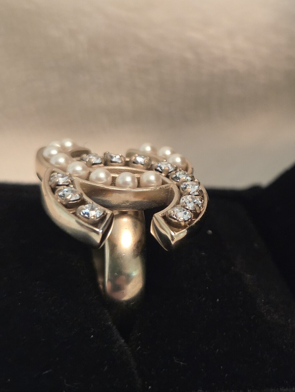 Authentic CHANEL Gold Tone CC Pearl And Crystal  Ring - Picture 5 of 12